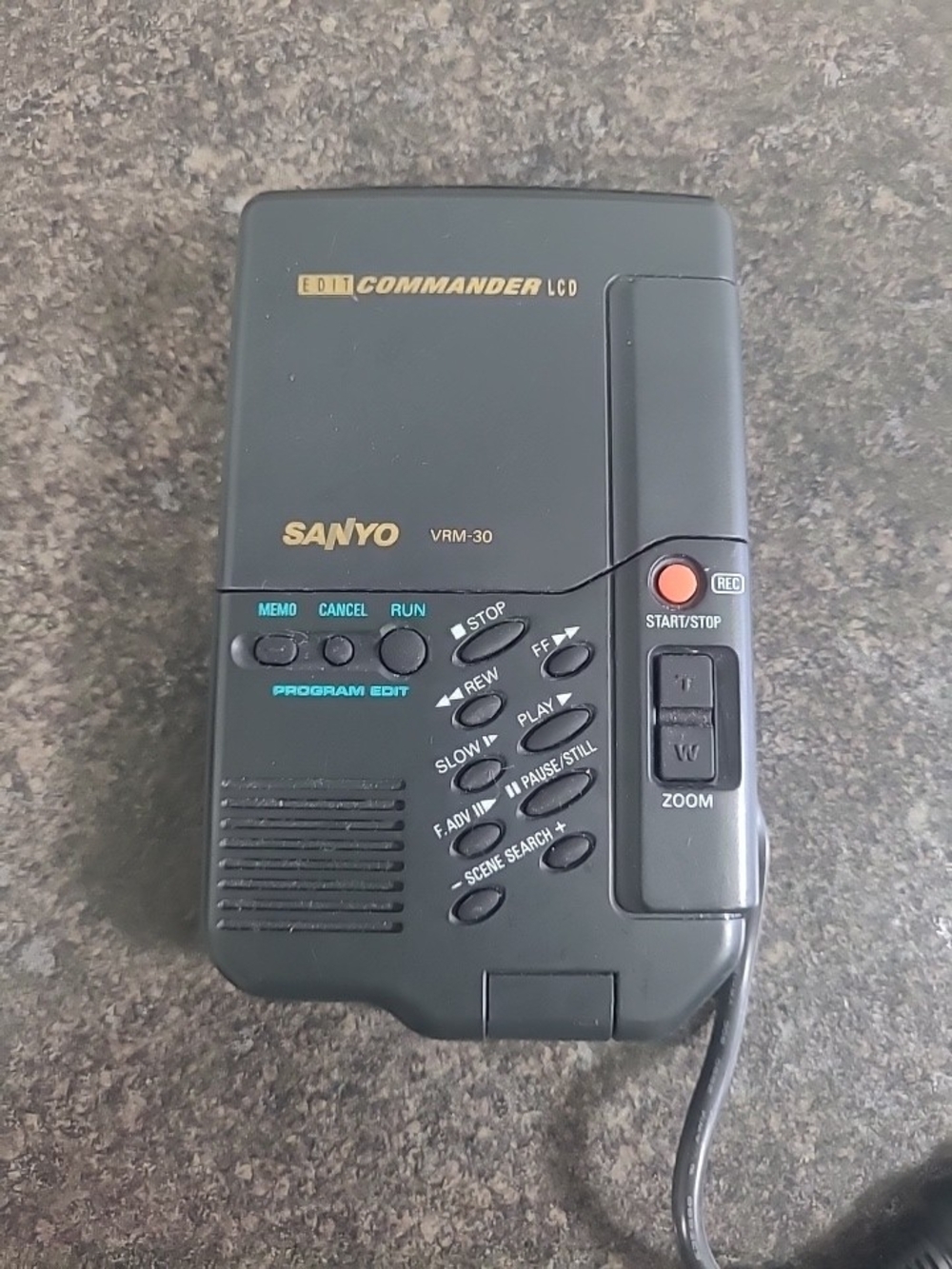 Sanyo VRM-30 Edit Commander  LCD